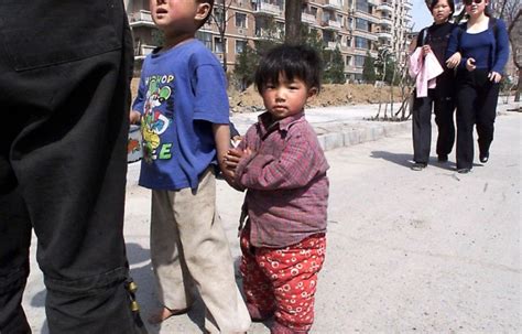 En Chine, le chemin de croix des parents d'enfants kidnappés.